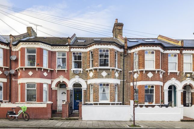 Thumbnail Flat for sale in Hilsea Street, London