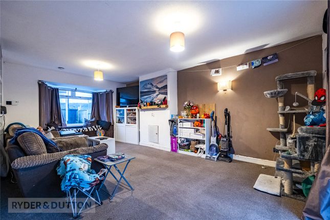 19, Ash Tree Gardens, West Yorkshire photo 4