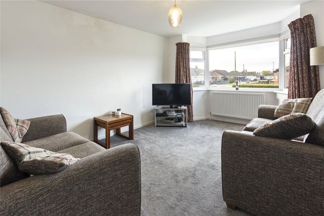 13, Eastfield, Grimsby photo 2