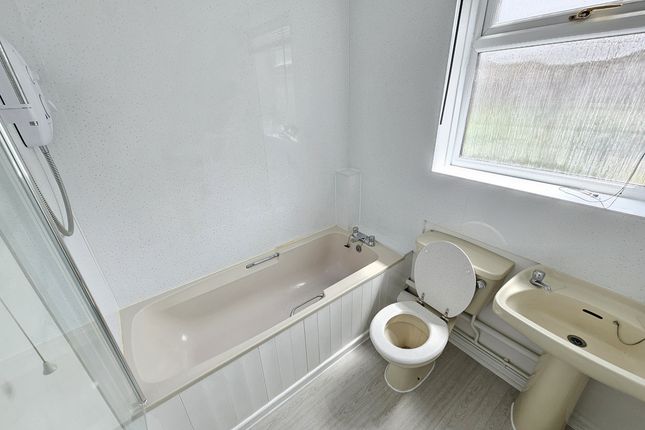 1, Hawthorn Close, Dorchester photo 5