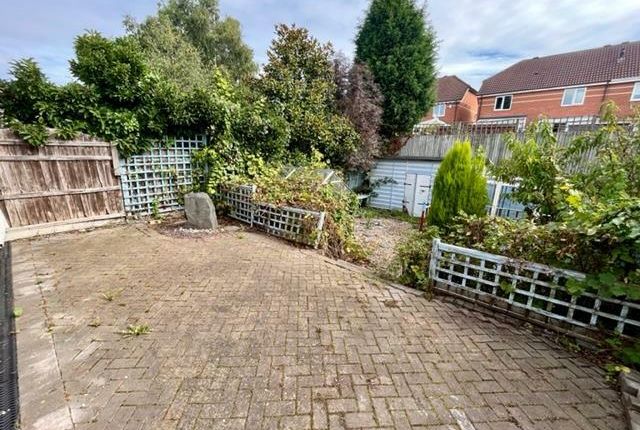 21, Brierley Hill photo 5