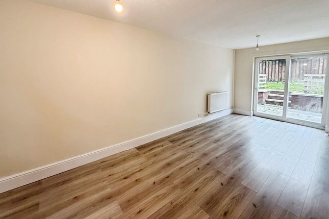 1 McCormick Drive, Telford photo 2