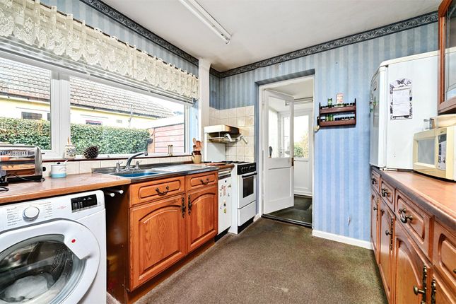 Brooklea,, Hazel Road, Guildford photo 3