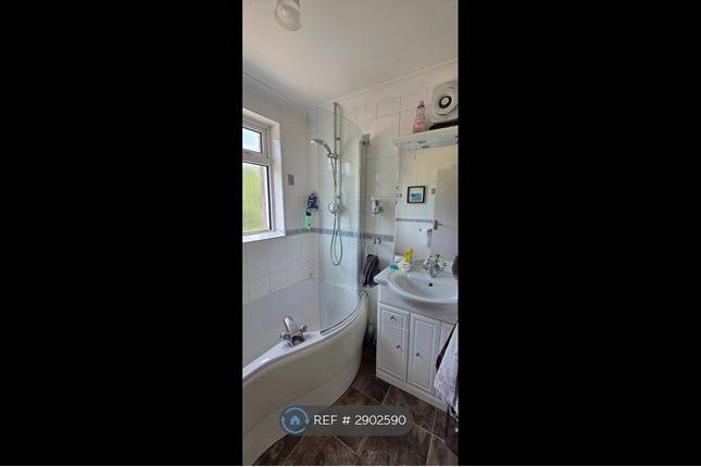 Warren Close, Southampton photo 2