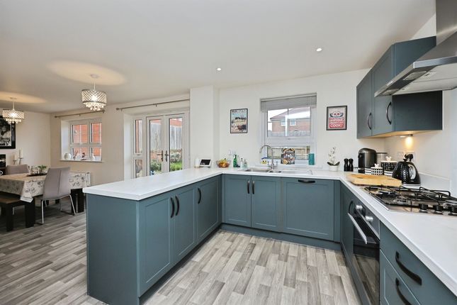 6, Neptune Way, Swaffham photo 4