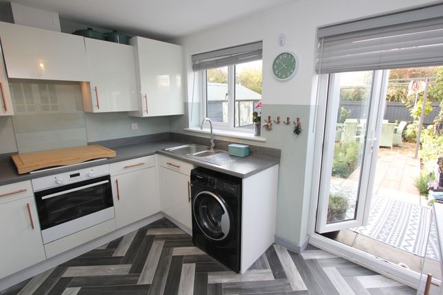 28, Plasnewydd Walk, Llantwit Major, CF61 photo 3
