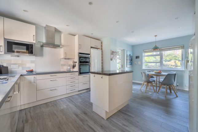 91, Hocombe Road, Chandler's Ford photo 4
