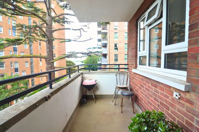 14, Cumberland House, Kingston photo 2