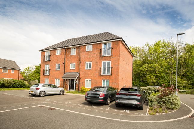 Thumbnail Flat for sale in Centenary Close, Broughton, Chester