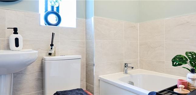 5008, Acacia Lane, Hollyhock Way, Burton-On-Trent photo 4