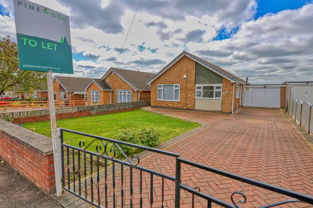 Thumbnail Detached bungalow to rent in Linden Avenue, Danesmoor, Clay Cross, Chesterfield, Derbyshire