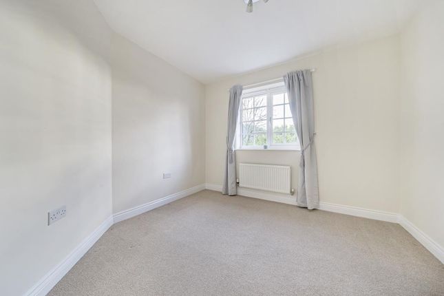 59 Scarlett Avenue, Scarlett Avenue, Aylesbury photo 3