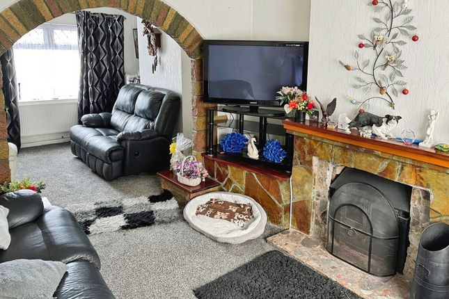 15 Galltcwm Terrace, Port Talbot photo 2