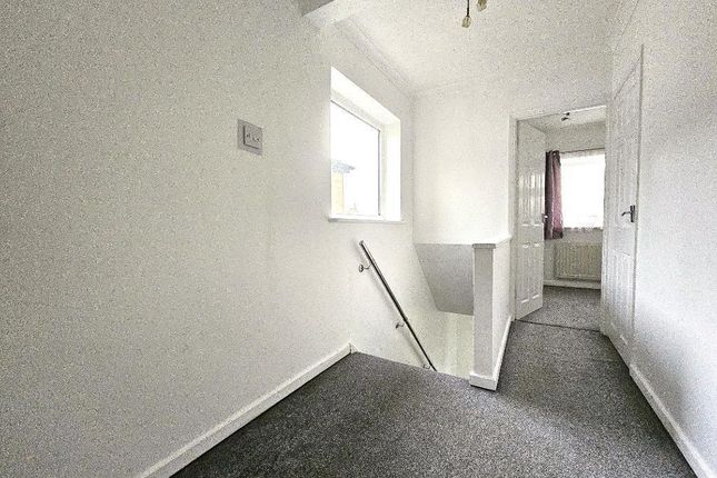 12, The Retreat, Essex photo 2