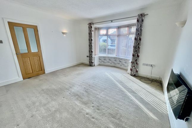 10, Calder Avenue, Thornton photo 4