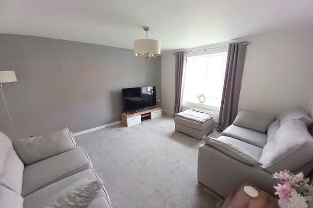 5, Queens Park Road, Spennymoor photo 3