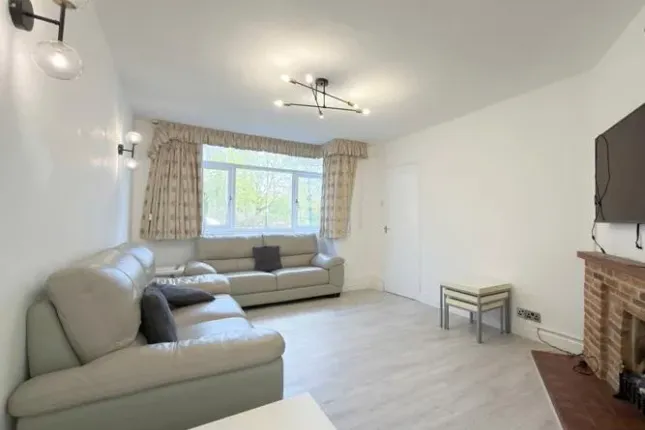 Hamilton Lane, Leicester photo 2
