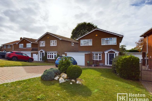 Thumbnail Detached house for sale in Fairfield Rise, Billericay