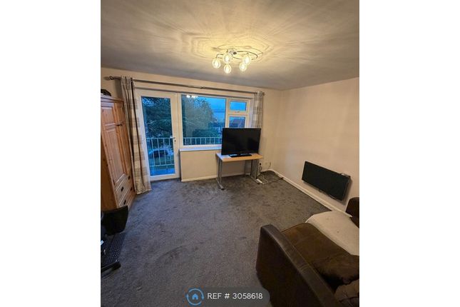 Westover Court, Downley, High Wycombe photo 5