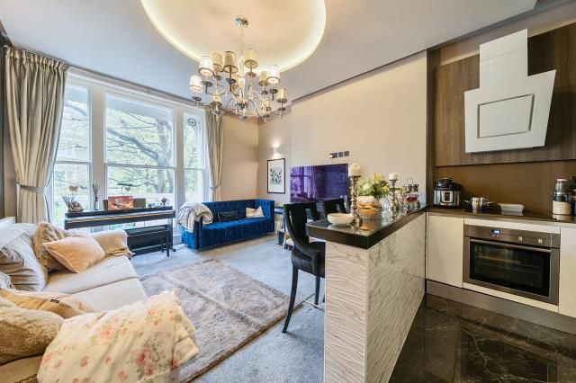 Flat 3, 29, Redcliffe, London photo 4