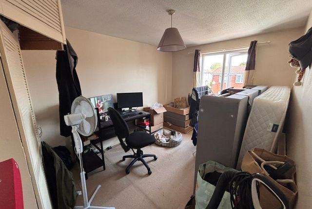 6, Widnes photo 5