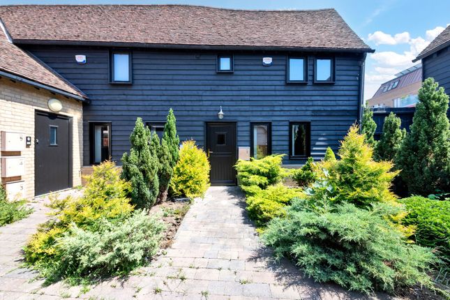 1-bed house on 2 La Loupe Court, Royston, £185,000