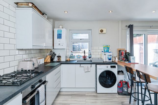 10, Aled Crescent, Flintshire photo 2