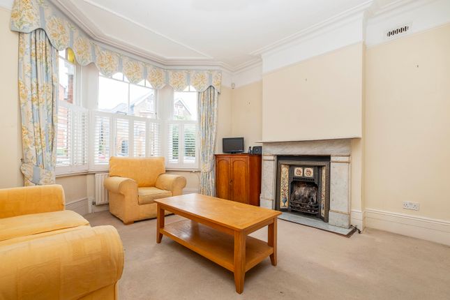 120, Earlsfield Road, London photo 4
