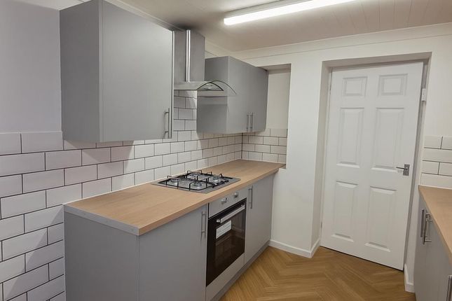 11 Cross Street  (4).Png