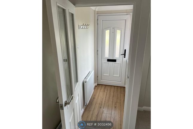 Sparrow Hall Drive, Darlington photo 2