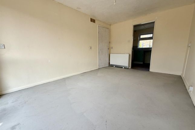 20, Portway, Chippenham photo 3