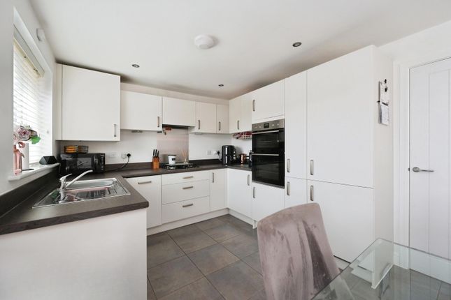 1 Hopkins Avenue, Waddington, Lincolnshire photo 2