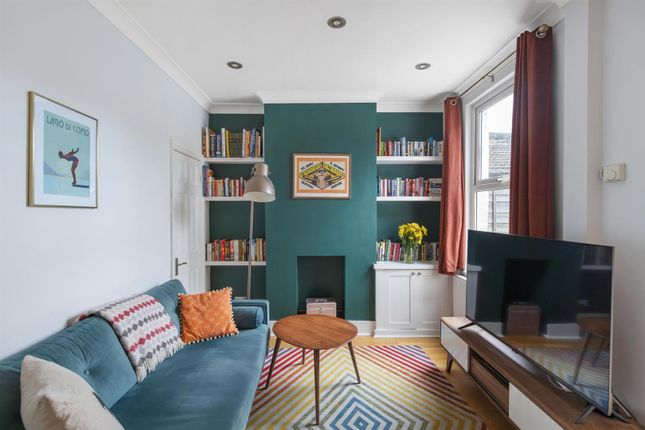 129, Kirkwood Road, London photo 4
