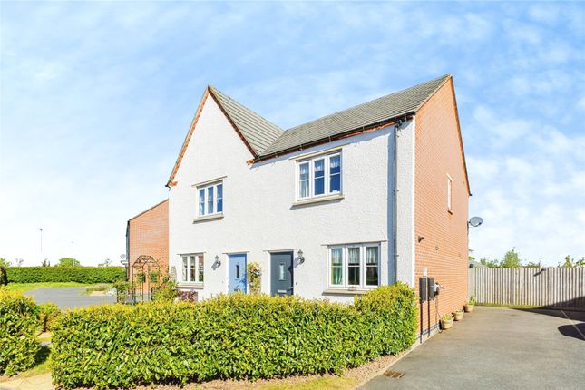 2-bed house on 21, David Drive, Northampton, £220,000