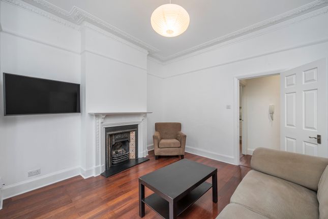 Heyford Avenue, London  photo 2