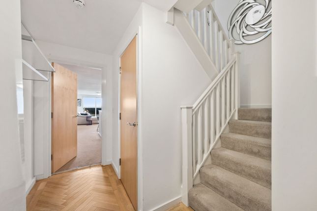 Apt 606, Holden Mill, Bolton photo 4