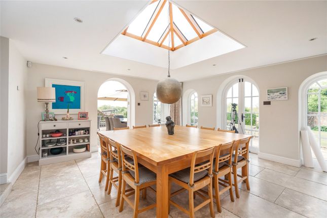 Breakfast Room