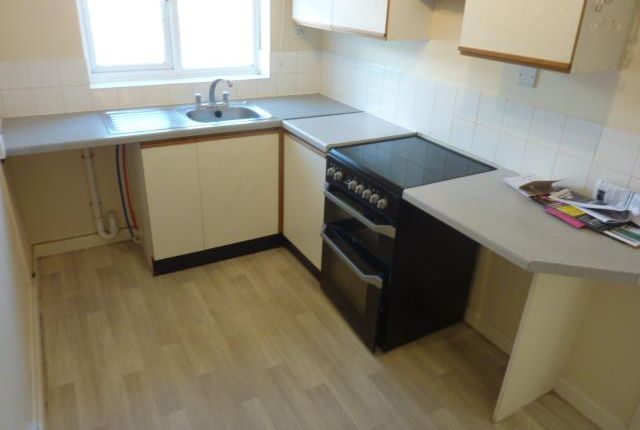 2 White Rose Court., East Street, Weymouth photo 4