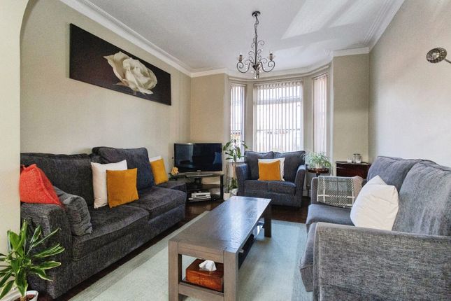 3, Poplar Avenue, Greater Manchester photo 3