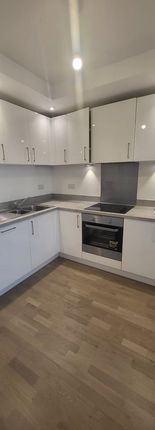 47 Doniford House, Healum Avenue, Southall photo 4