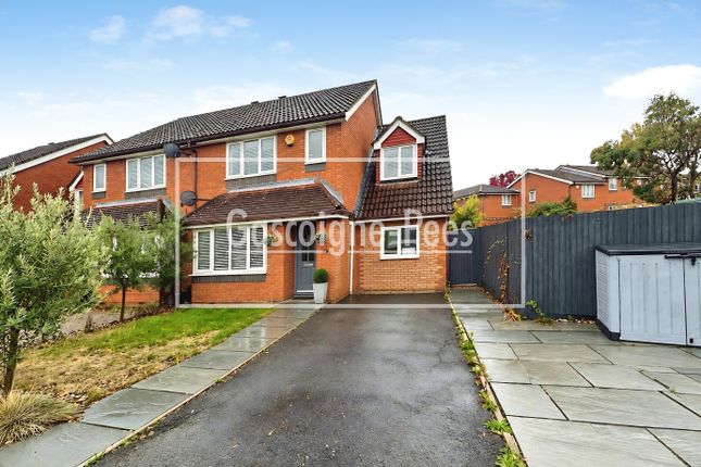 4 Bedroom House in KT9 2GE