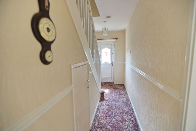 95 Woodward Road, Manchester photo 2