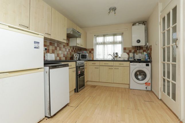 4, The Close, Canterbury photo 2