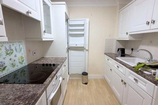Flat 41, Sovereign Court, 21 Wannock Road, Eastbourne photo 5