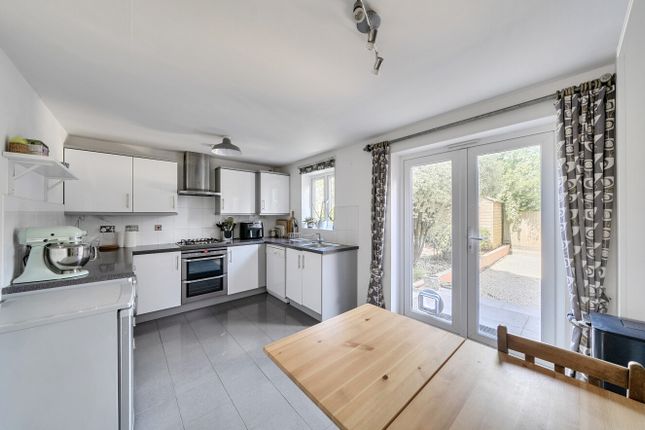 52, Slipps Close, Somerset photo 4