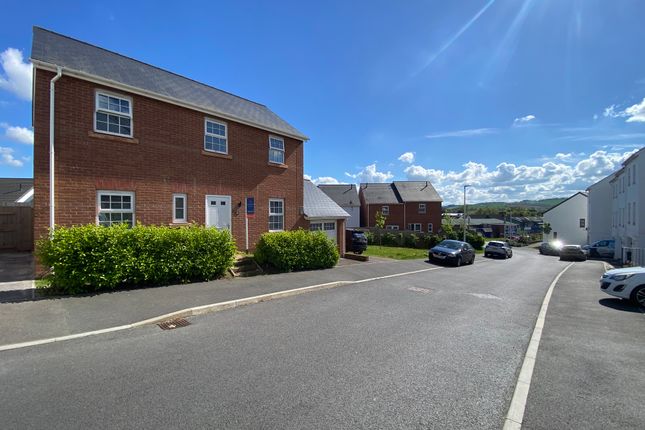 Thumbnail Detached house for sale in Tarka Way, Crediton
