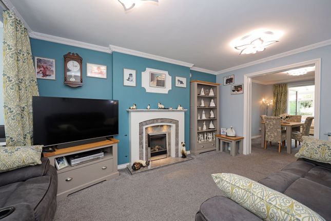 33 Chatterley Close, Newcastle photo 2