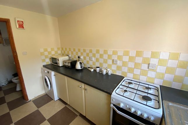 Flat to rent in Barton Street, Gloucester