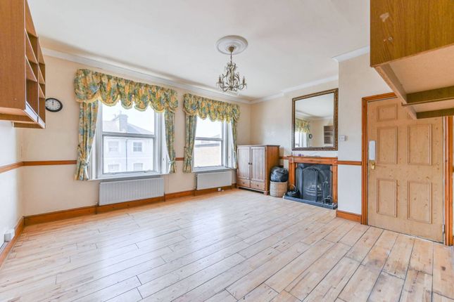 Flat for sale in London Road, Croydon