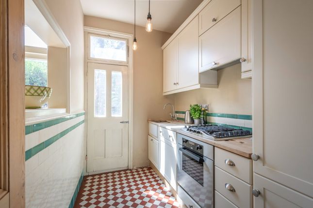 17, Fleetwood Road, London photo 4